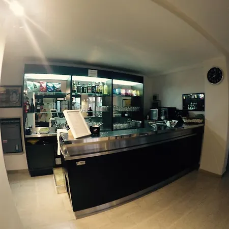 Hotel Riviera 3*