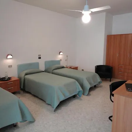 Riviera Hotel 3*