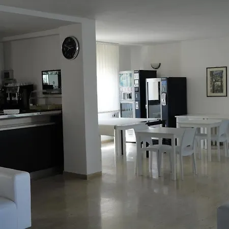 Riviera 3* Bari