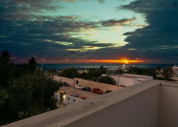 Отель Riviera 3*